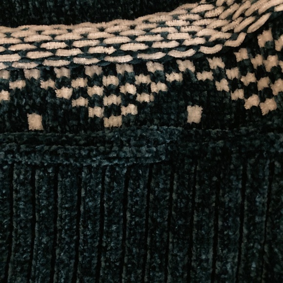 Dark Green Chenille Sweater by Christian Siriano - Picture 6 of 10